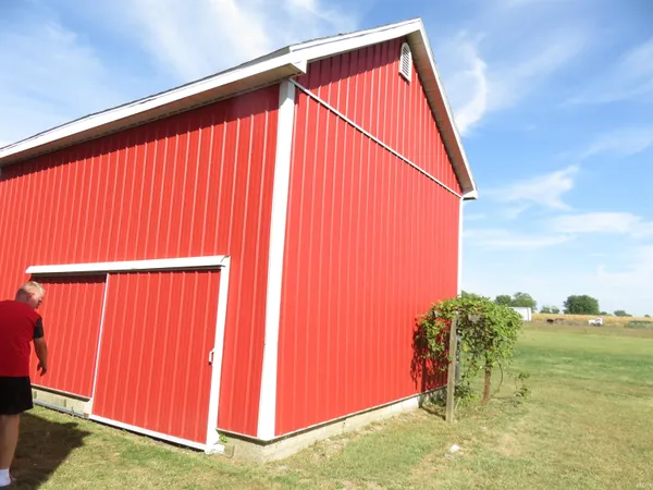 $185,000 | 176 South Wilbur Wright Road, New Castle, IN 47362