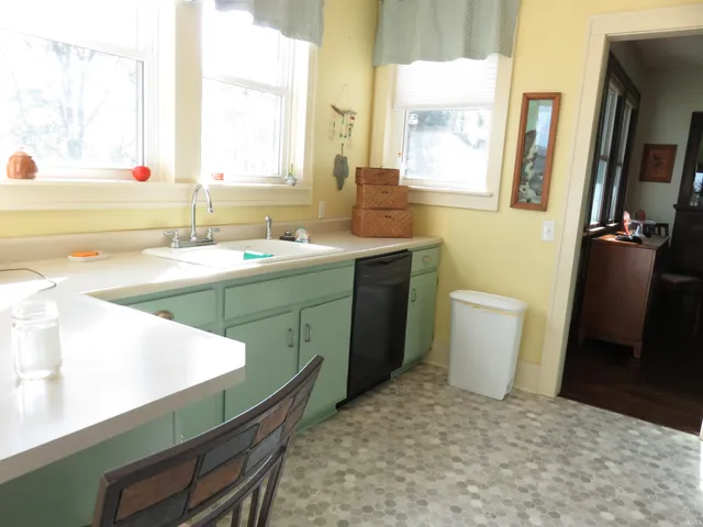 $185,000 | 176 South Wilbur Wright Road, New Castle, IN 47362