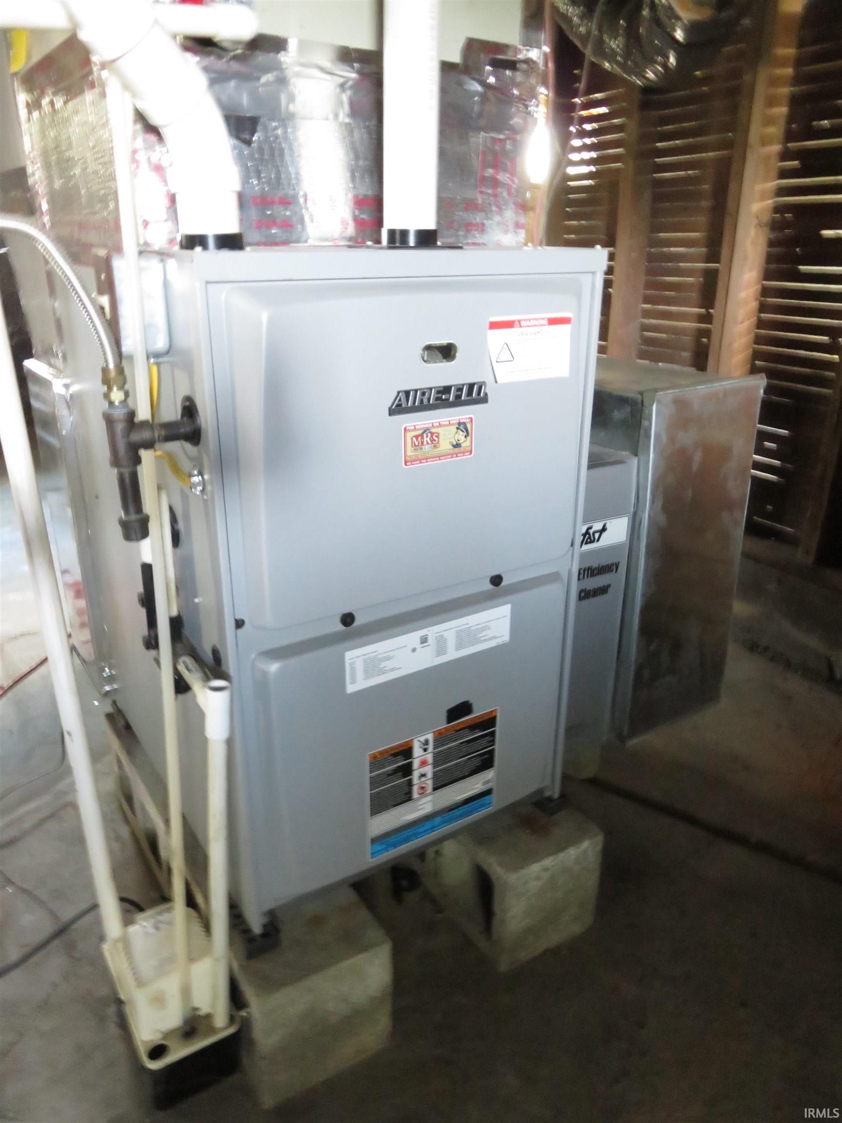 176 South Wilbur Wright Road New Castle, IN 47362 - Photo 24 of 36