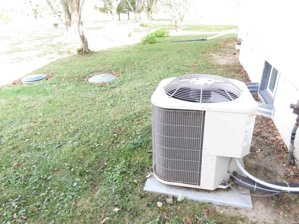 $185,000 | 176 South Wilbur Wright Road, New Castle, IN 47362