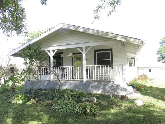 $185,000 | 176 South Wilbur Wright Road, New Castle, IN 47362