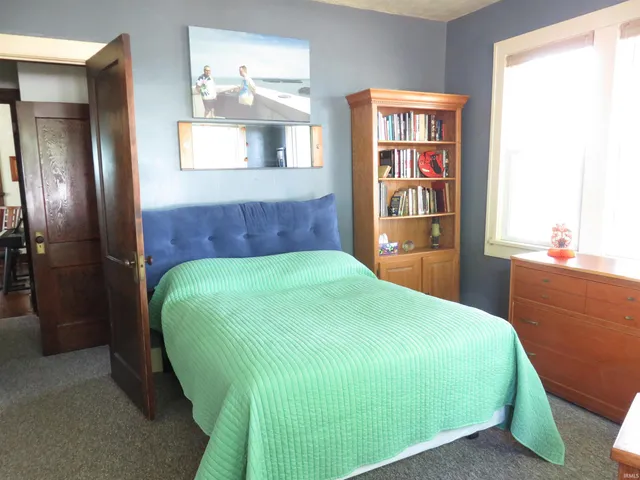 $185,000 | 176 South Wilbur Wright Road, New Castle, IN 47362