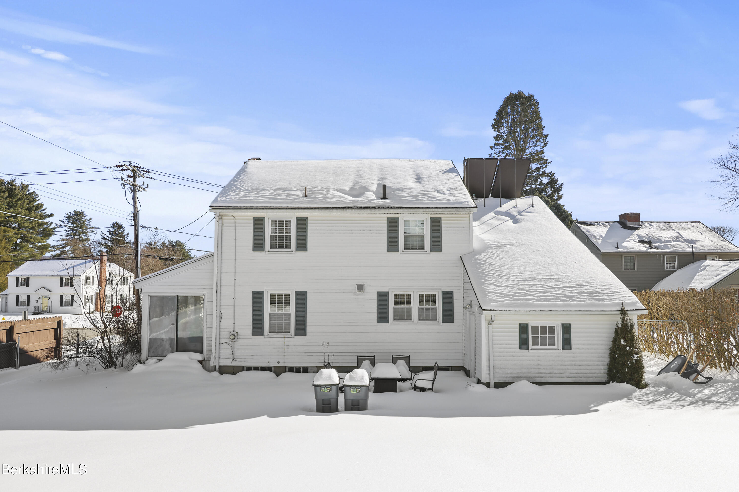 121 Elberon Avenue Pittsfield, MA 01201 - Photo 34 of 38 Exterior Back