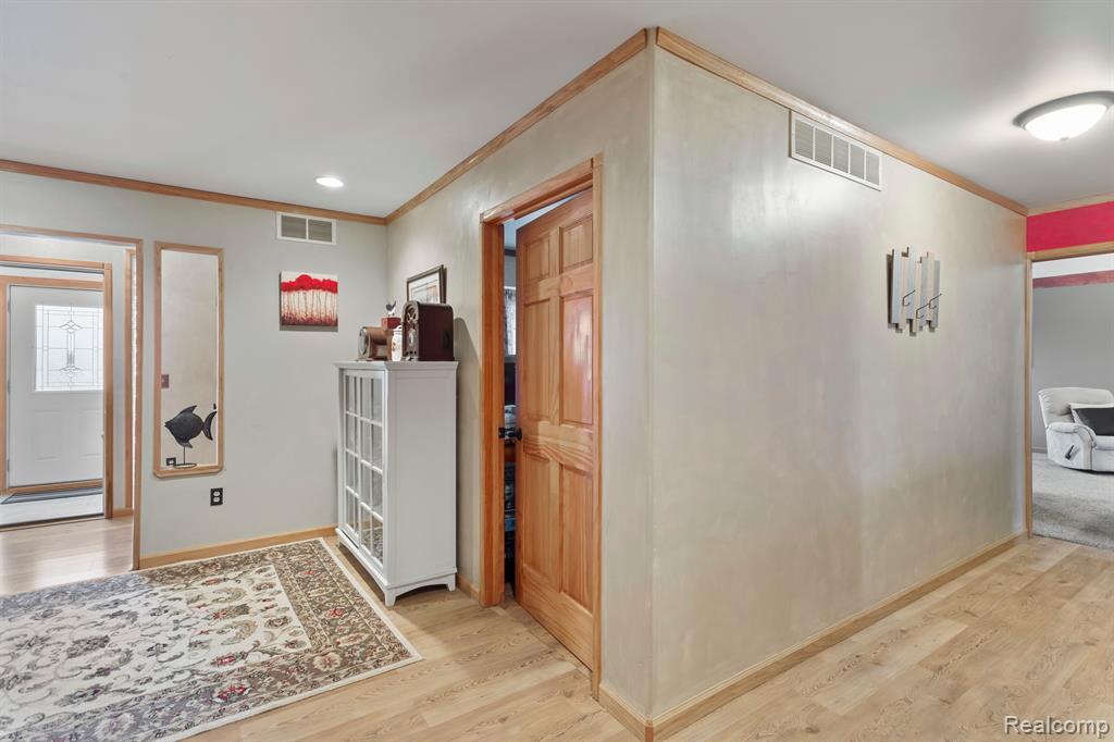 60650 Frost Road New Haven, MI 48048 - Photo 6 of 40 Gallery Image 6