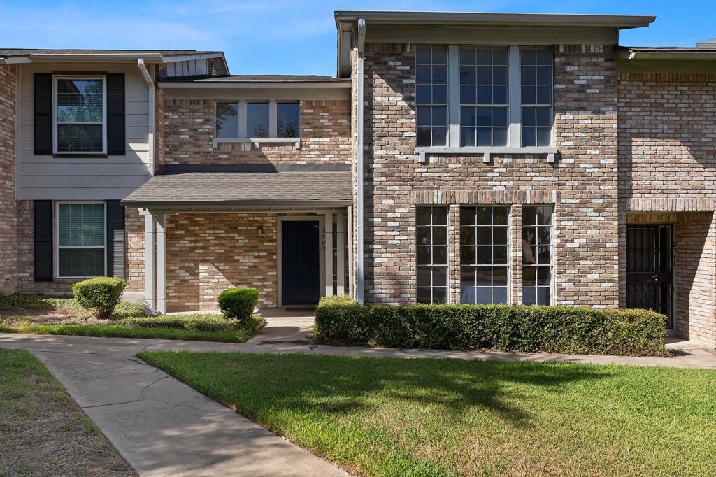 2009 Sandberg Drive, Unit 159 Austin, TX 78752 - Photo 5 of 28 Perfect spot for morning coffee
