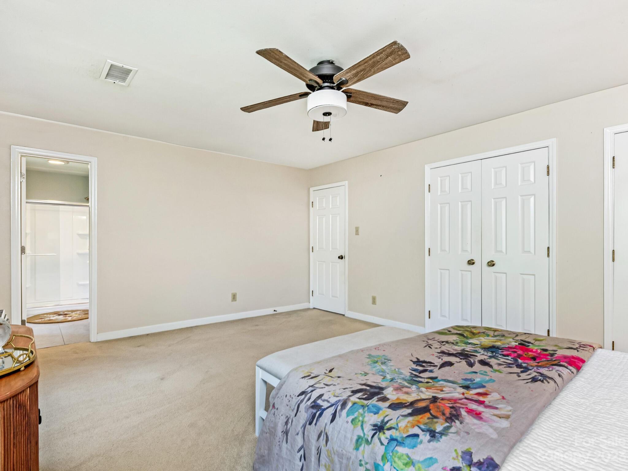 2501 Innsbrook Road Charlotte, NC 28226 - Photo 16 of 27 Gallery Image 16