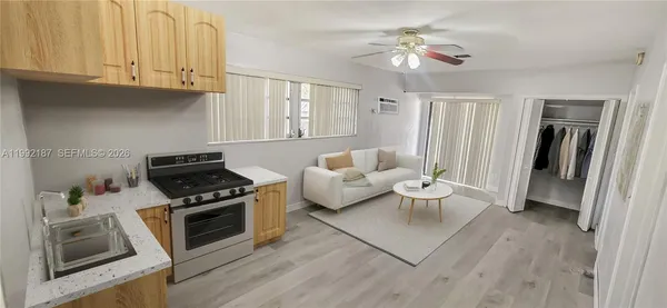 $1,400 | 2619 Arthur Street, Unit 2, Hollywood, FL 33020