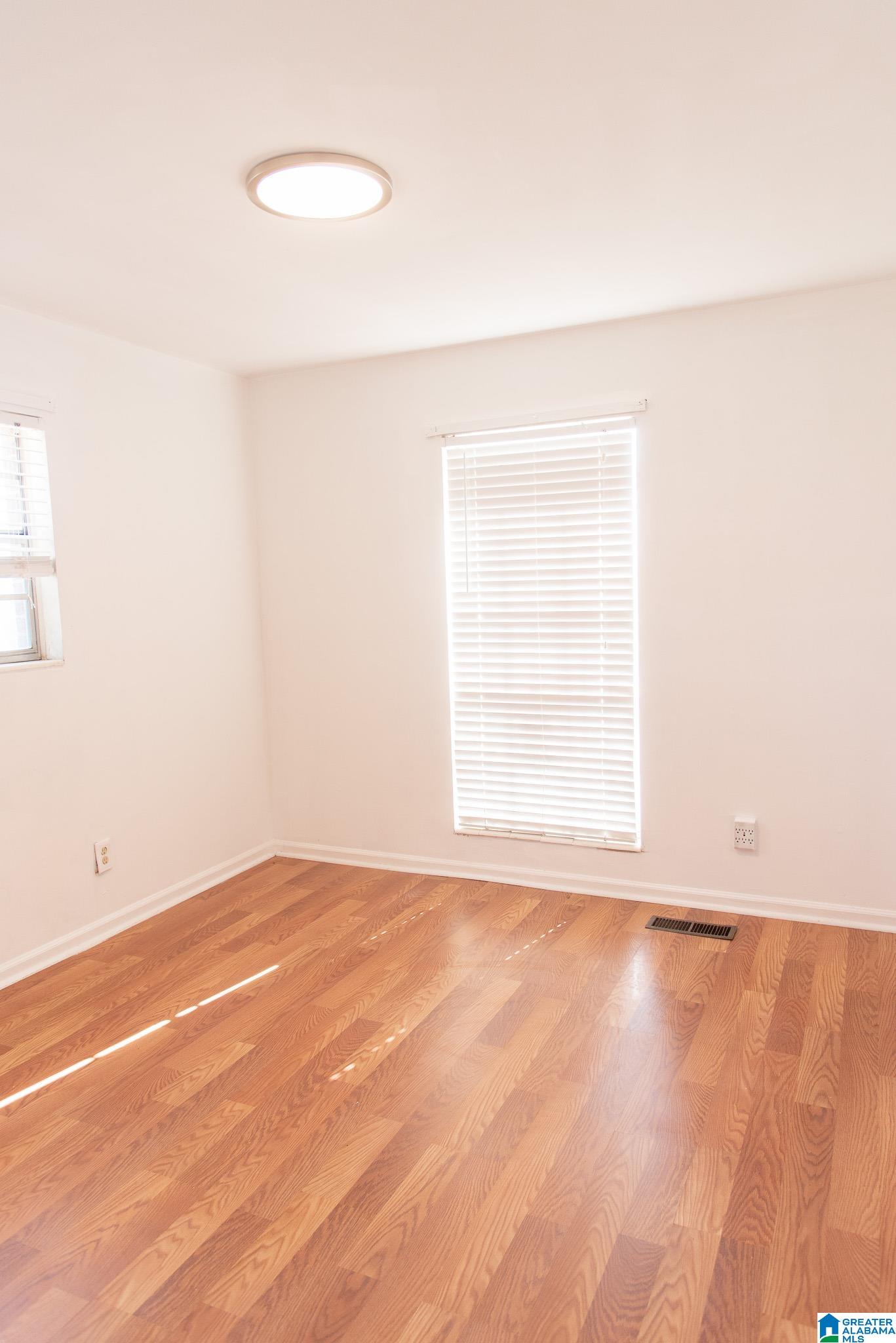 132 Pine Tree Circle Fairfield, AL 35064 - Photo 11 of 22