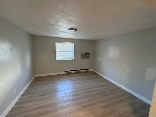 $3,300 | 20 Hy-Sil Avenue, Unit 11, Chelsea, MA 02151