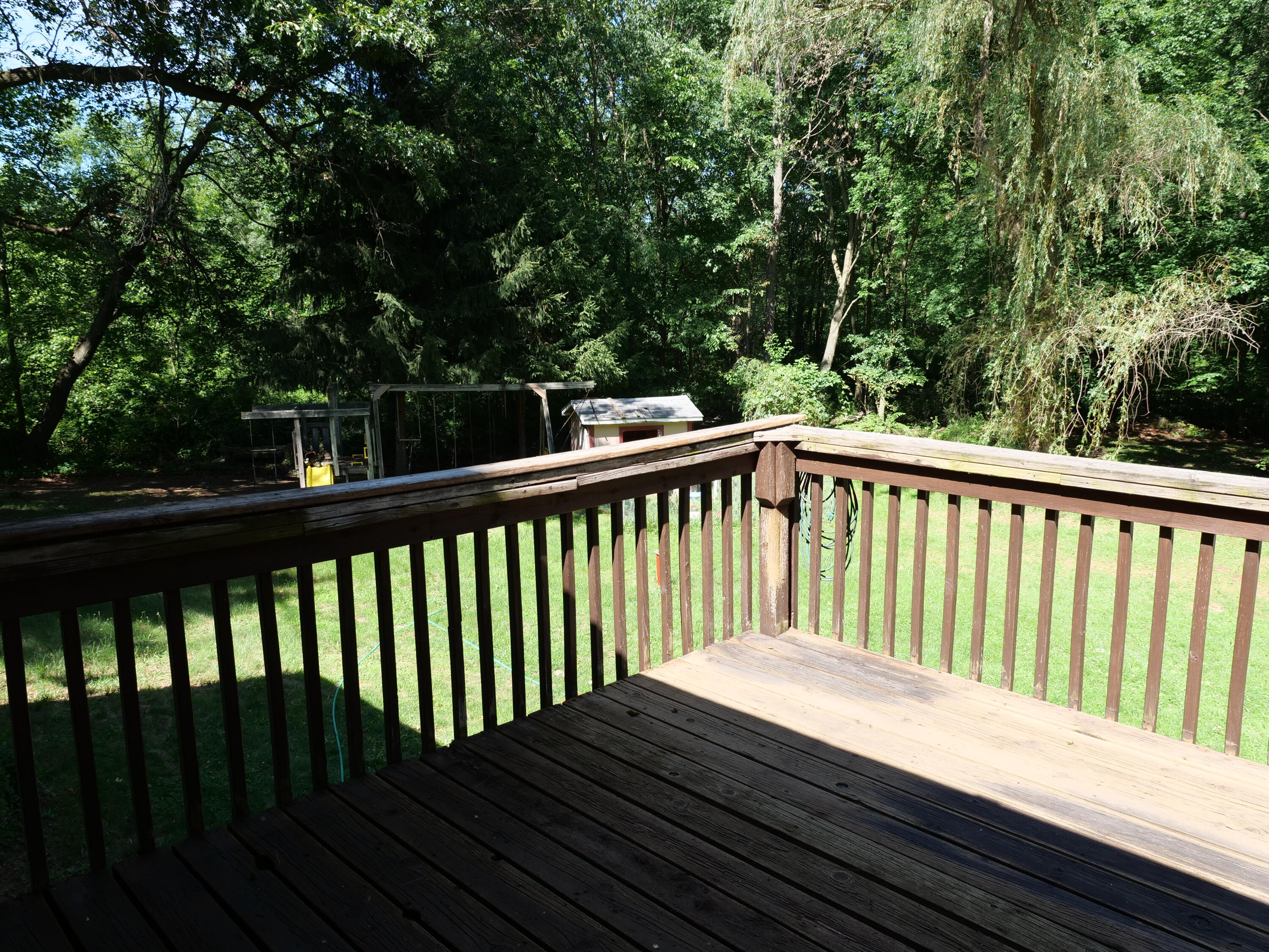 7401 Wellman Road Parma, MI 49269 - Photo 5 of 16 Deck_2