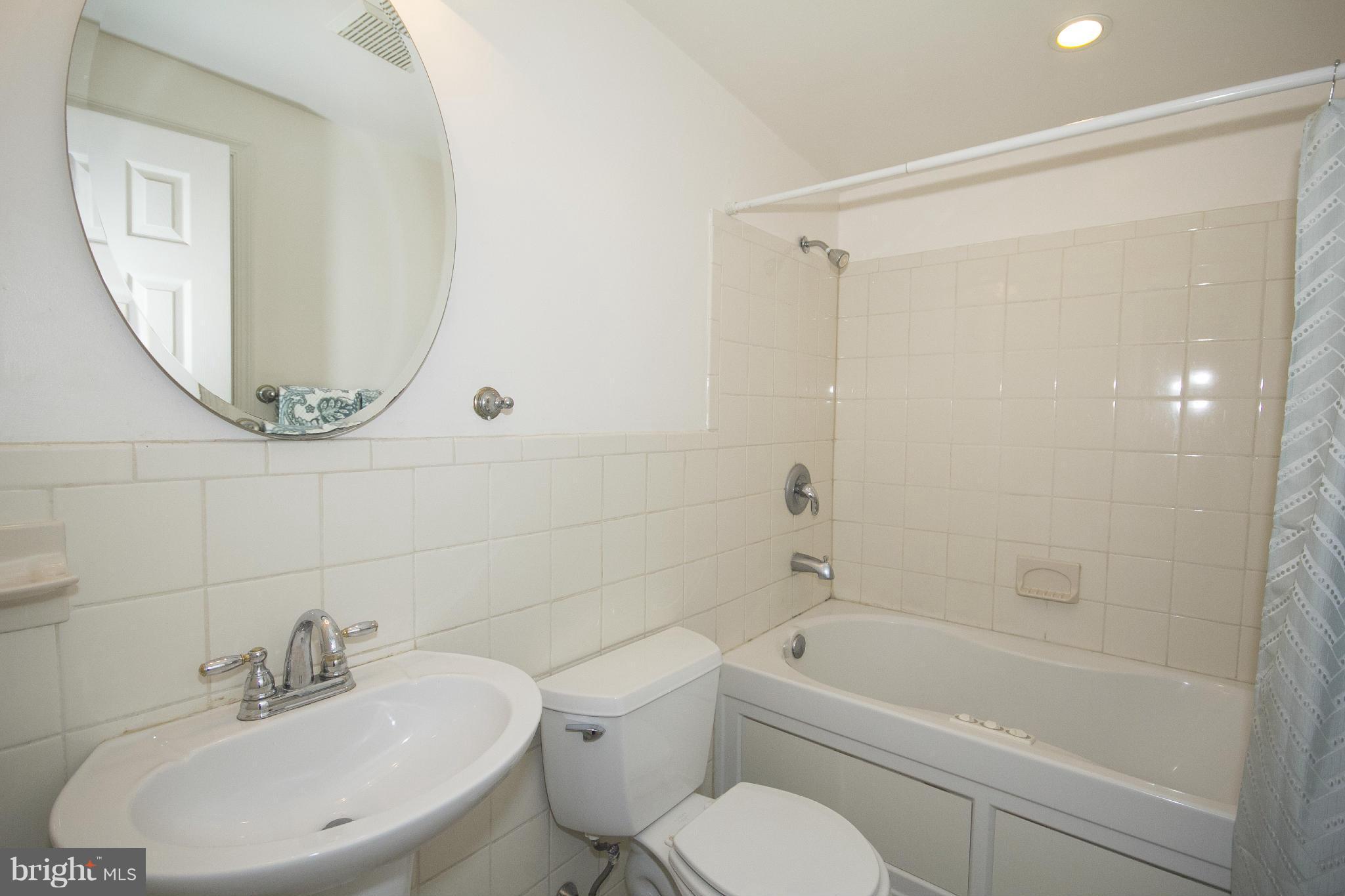 2 Center Road, Unit B1 Baltimore, MD 21286 - Photo 13 of 16 Bath
