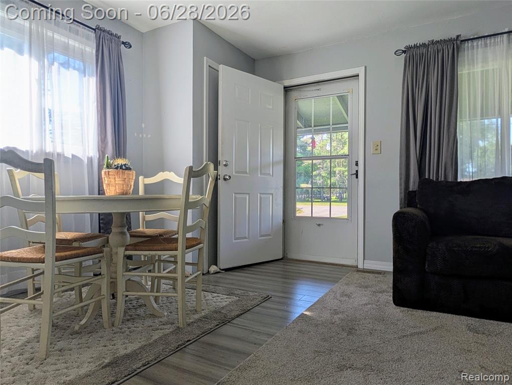 4456 East Coldwater Road Flint, MI 48506 - Photo 8 of 35