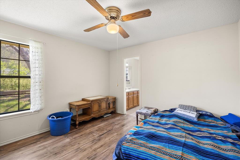 1701 Hitching Post Road Granbury, TX 76049 - Photo 18 of 37 Primary bedroom 2