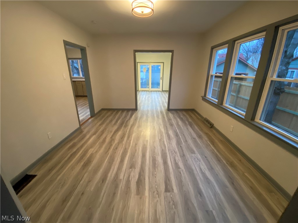 2974 Becket Road Cleveland, OH 44120 - Photo 7 of 26