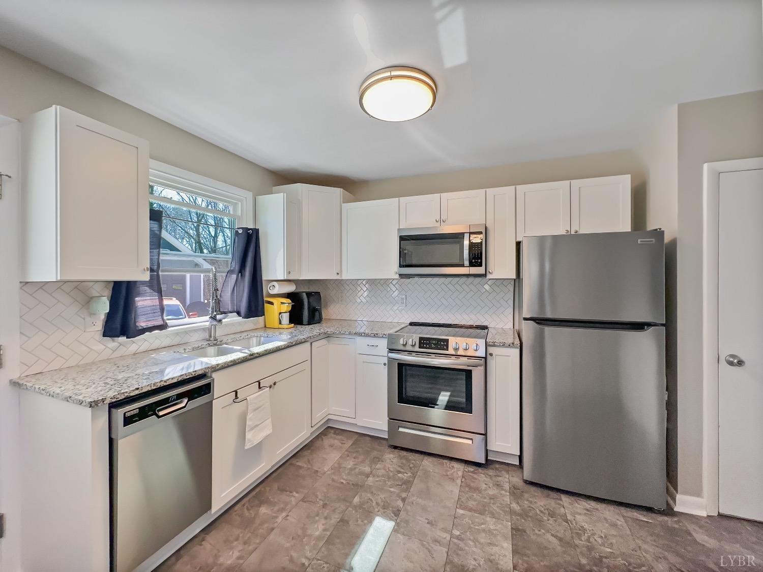 343 Elon Road Madison Heights, VA 24572 - Photo 8 of 55 Gallery Image 8