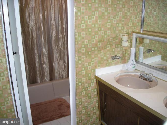 9404 Jodale Road Randallstown, MD 21133 - Photo 18 of 25 Bath #1