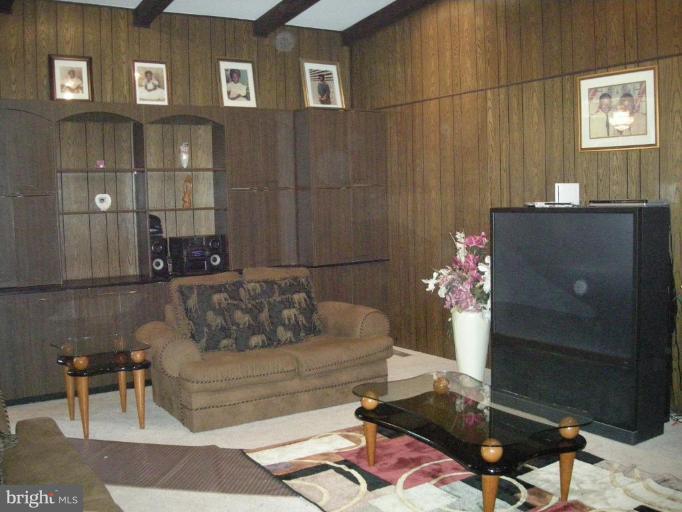 9404 Jodale Road Randallstown, MD 21133 - Photo 6 of 25 Family Room #2
