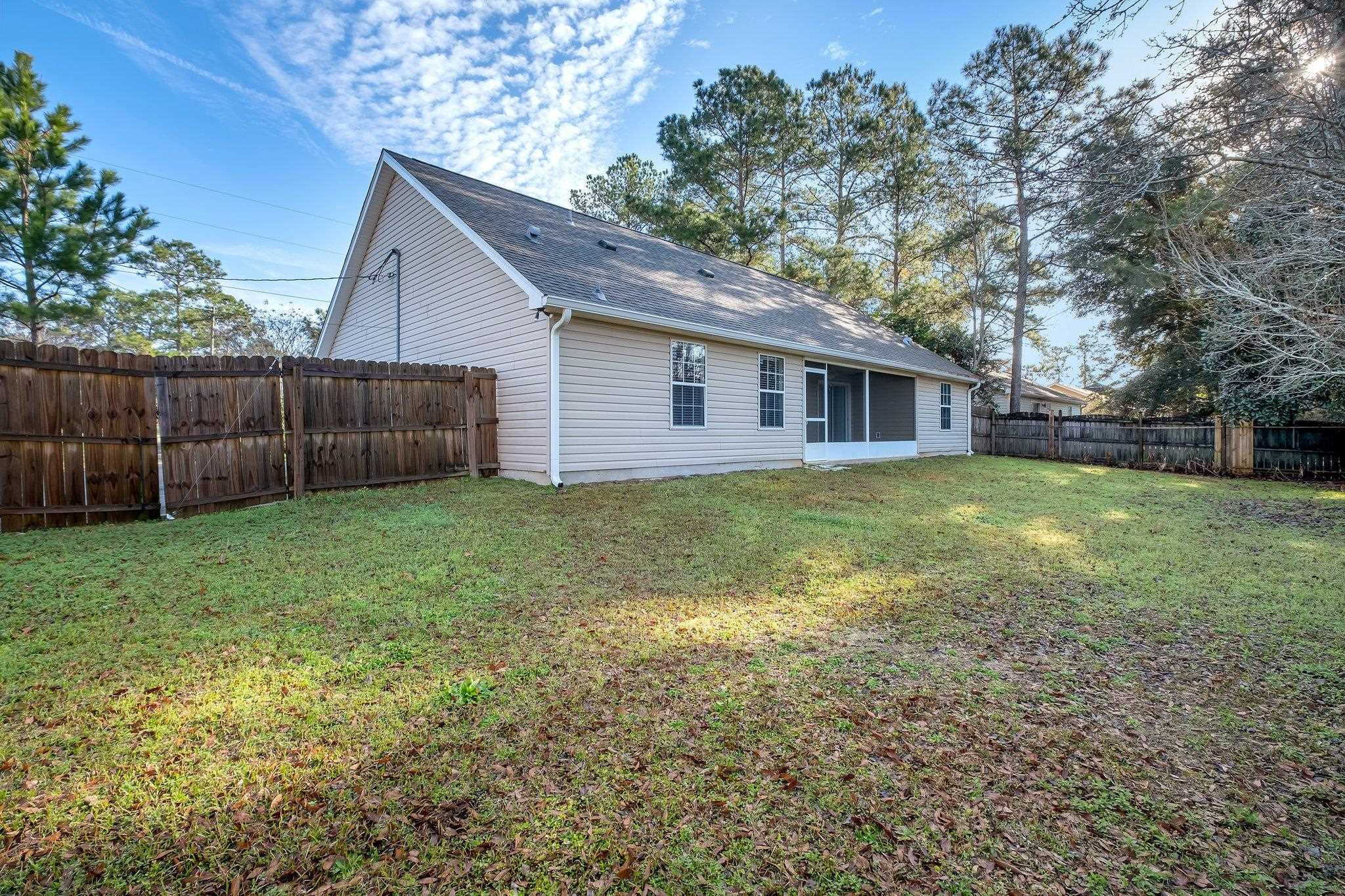 340 Loblolly Circle Midway, FL 32343 - Photo 3 of 38