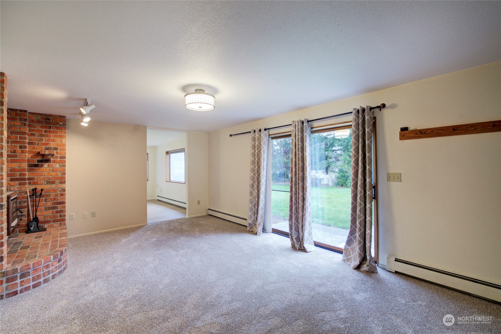 24300 7th Place West Bothell, WA 98021 - Photo 33 of 40 an empty room with a empty space and windows
