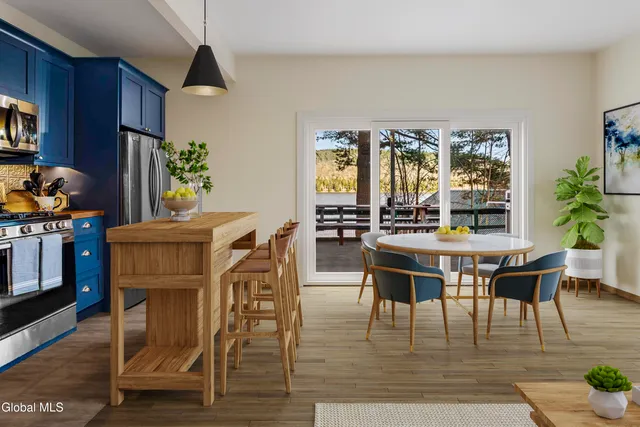 $1,299,000 | 3 Alburnorm Way, Schroon, NY 12870