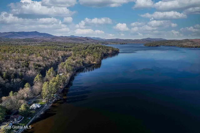 $1,299,000 | 3 Alburnorm Way, Schroon, NY 12870