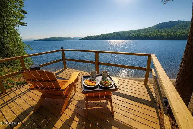 $1,299,000 | 3 Alburnorm Way, Schroon, NY 12870