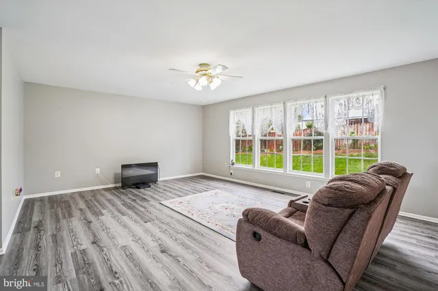 $590,000 | 1 Shale Court, Fredericksburg, VA 22406