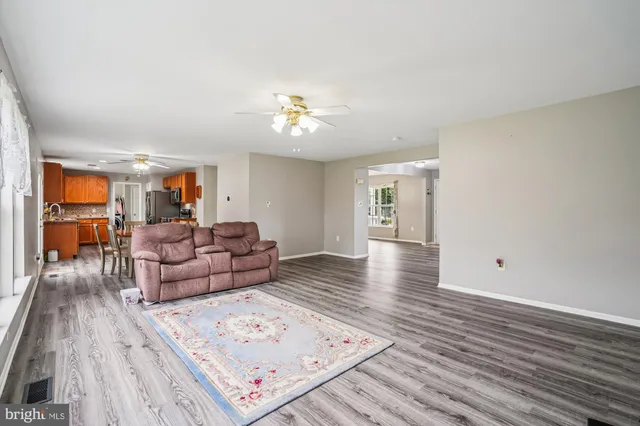 $590,000 | 1 Shale Court, Fredericksburg, VA 22406