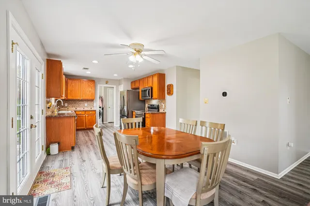 $590,000 | 1 Shale Court, Fredericksburg, VA 22406