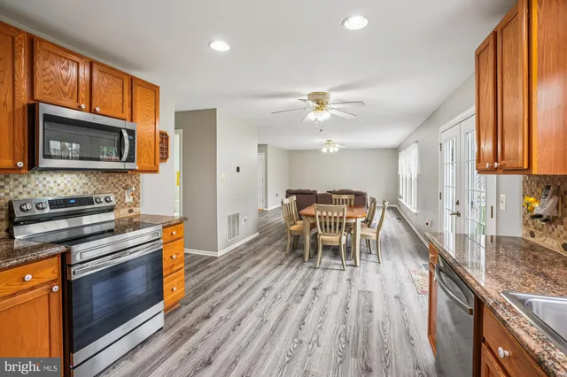 $590,000 | 1 Shale Court, Fredericksburg, VA 22406