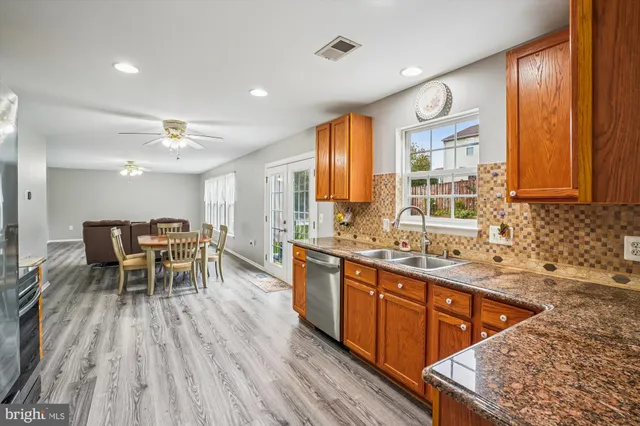 $590,000 | 1 Shale Court, Fredericksburg, VA 22406