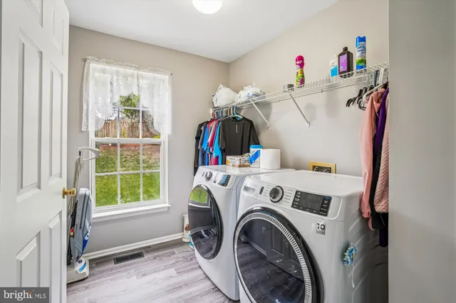 $590,000 | 1 Shale Court, Fredericksburg, VA 22406