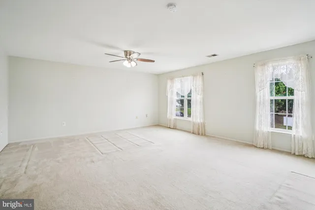 $590,000 | 1 Shale Court, Fredericksburg, VA 22406