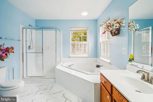 $590,000 | 1 Shale Court, Fredericksburg, VA 22406