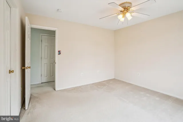 $590,000 | 1 Shale Court, Fredericksburg, VA 22406