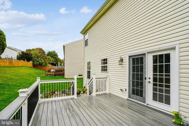 $590,000 | 1 Shale Court, Fredericksburg, VA 22406