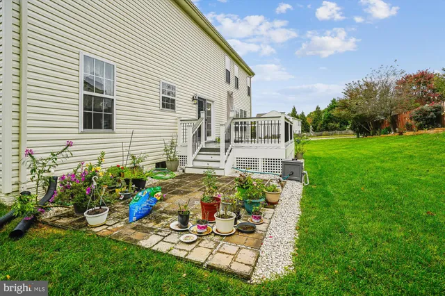 $590,000 | 1 Shale Court, Fredericksburg, VA 22406