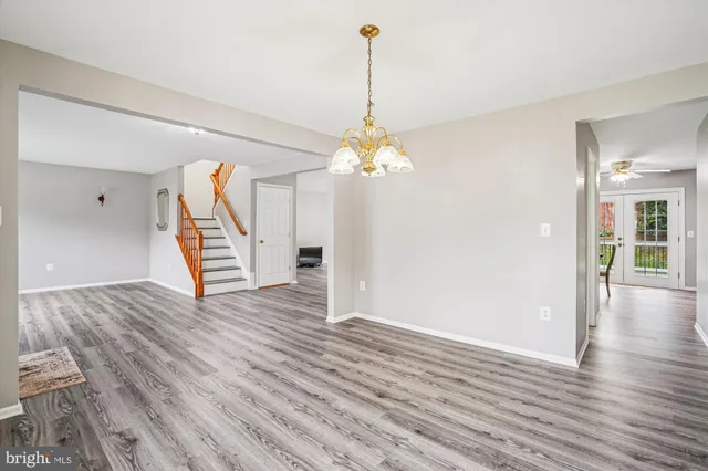 $590,000 | 1 Shale Court, Fredericksburg, VA 22406