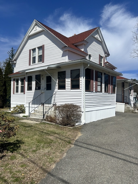 32 Harding Street Agawam, MA 01001 - Photo 3 of 32 Gallery Image 3