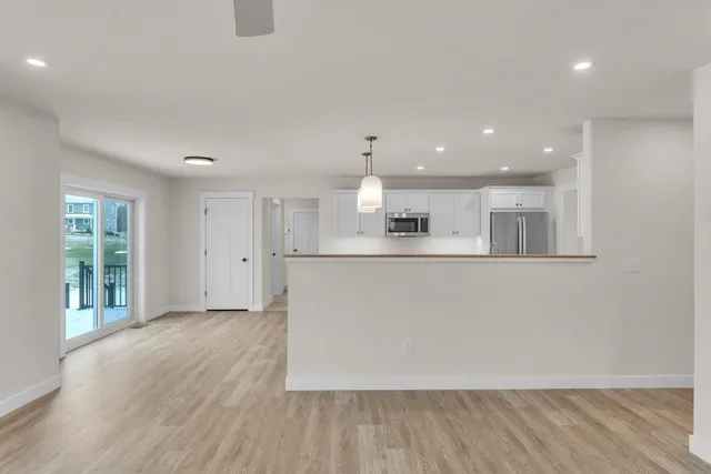 $749,000 | 396 Commodore Drive, Unit 21, Vergennes, VT 05491