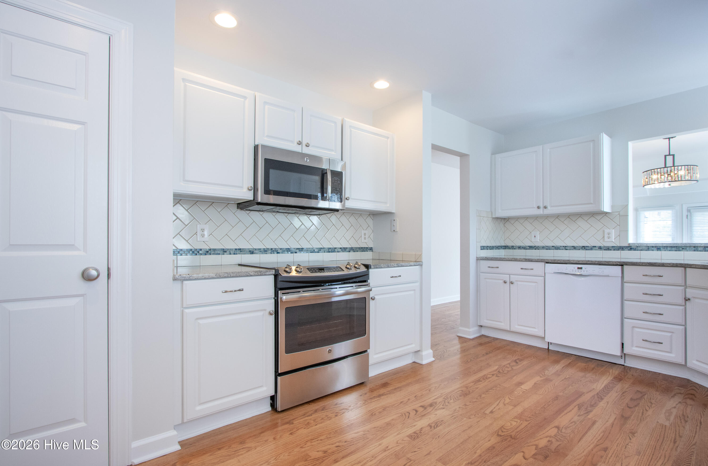 179 Knoll Road Southern Pines, NC 28387 - Photo 11 of 46 Kitchen2