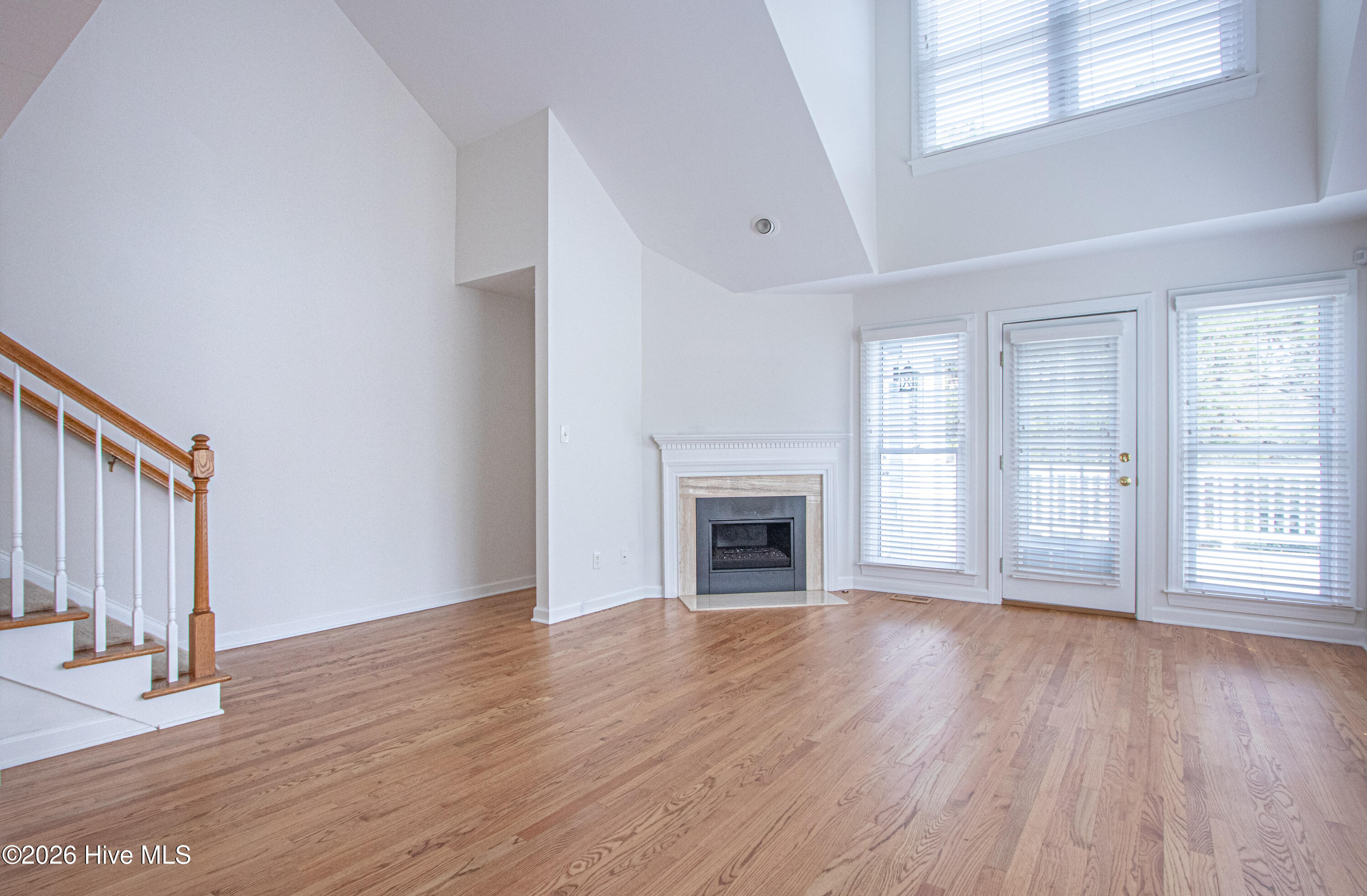 179 Knoll Road Southern Pines, NC 28387 - Photo 7 of 46 LivingRm3