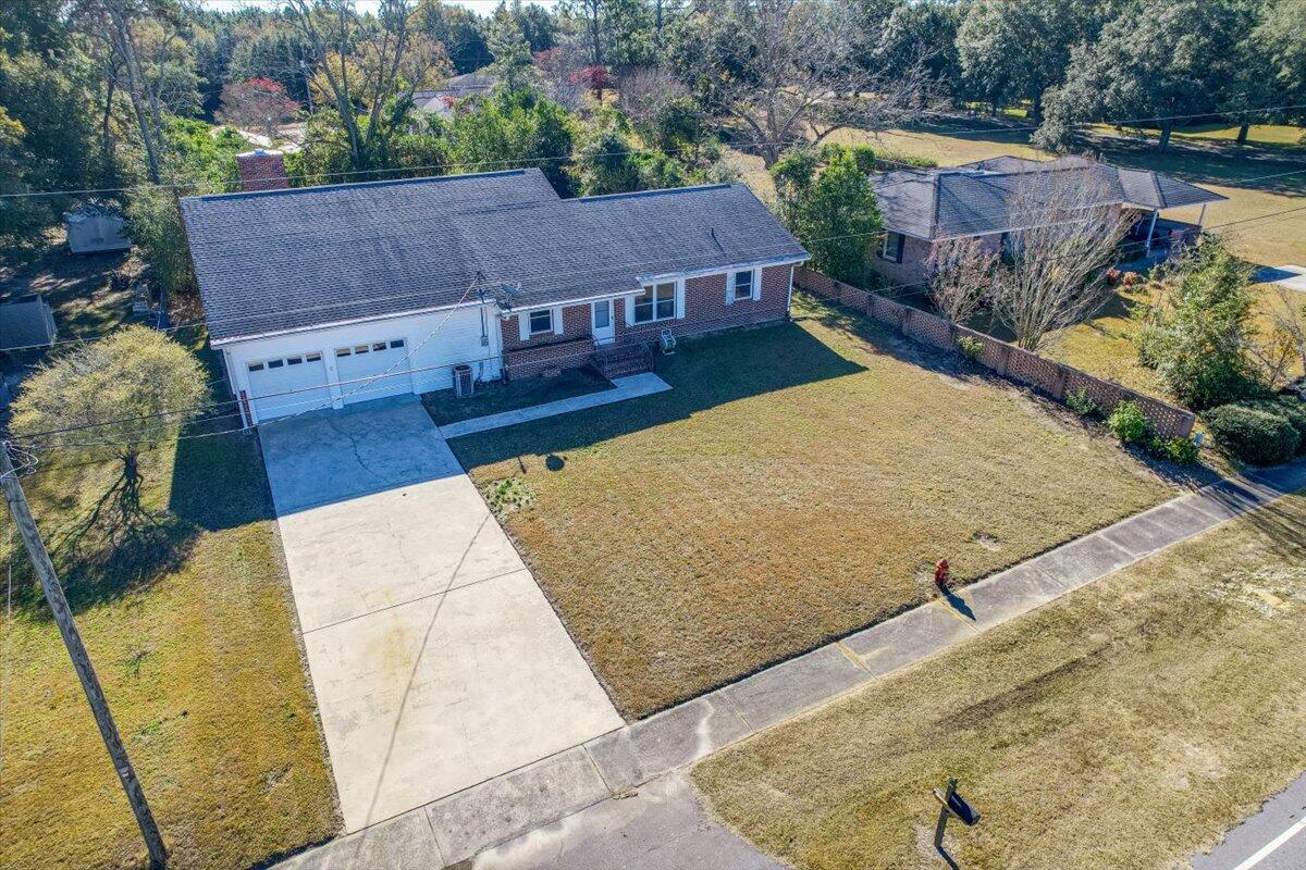 6100 Springfield Road Williston, SC 29853 - Photo 8 of 38
