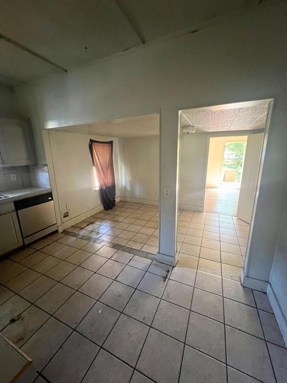 728 Ritchey Street Gainesville, TX 76240 - Photo 15 of 37