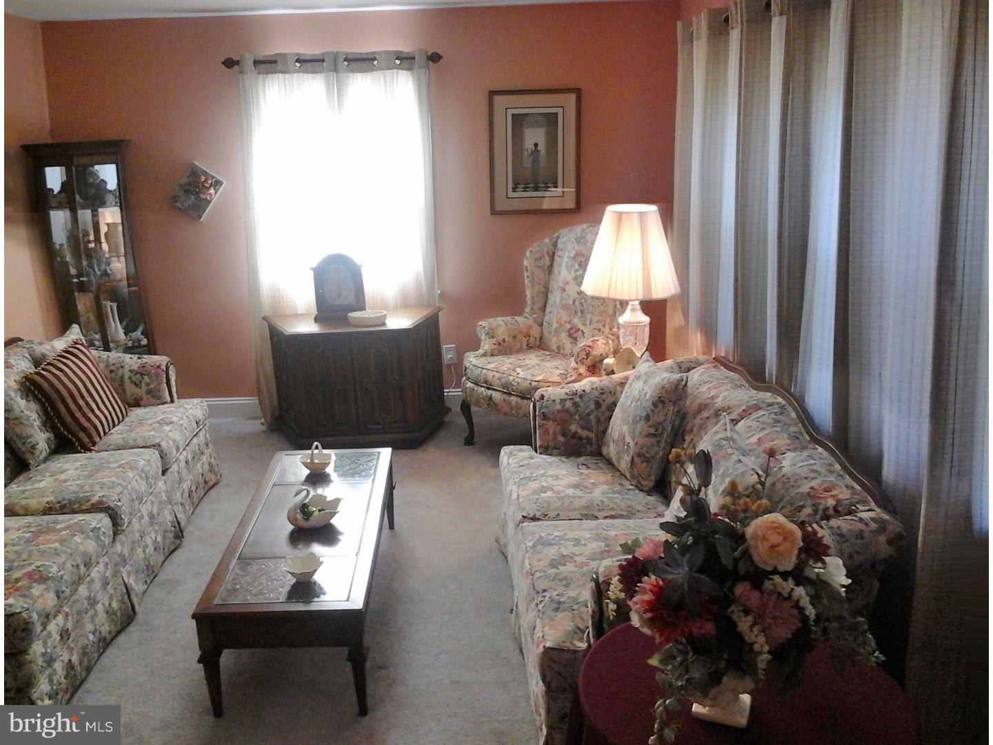 293 Wynnewood Road Ewing, NJ 08628 - Photo 3 of 19 Gallery Image 3