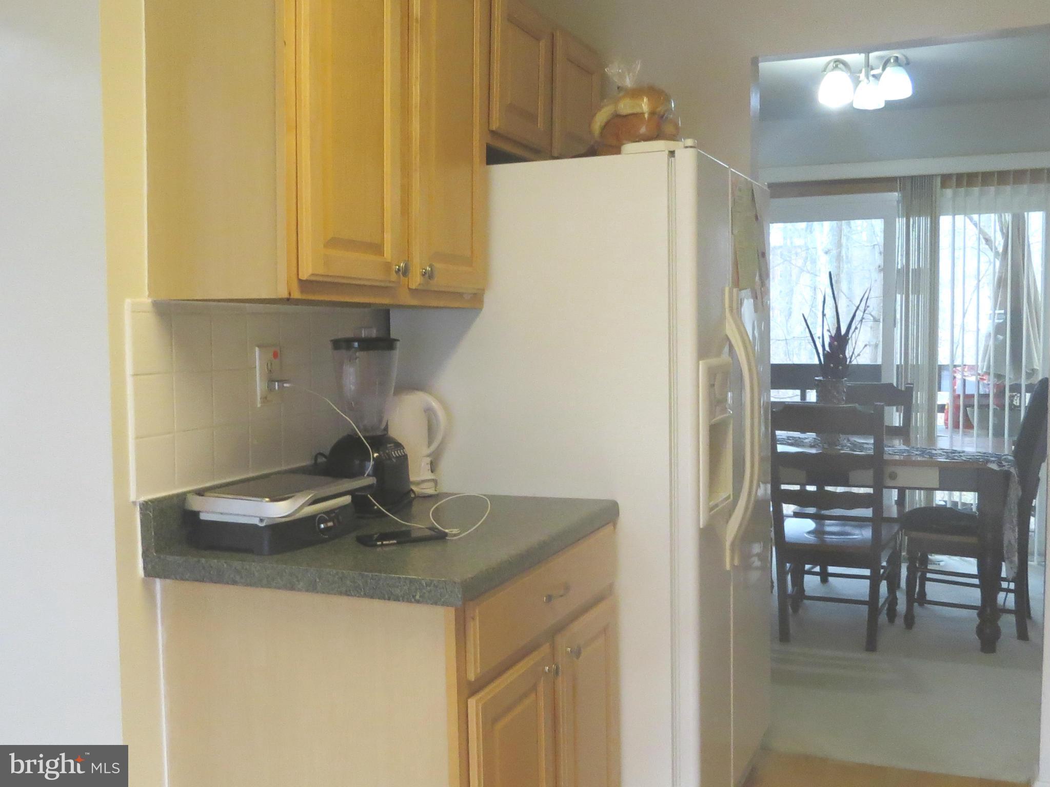 11974 Barrel Cooper Court Reston, VA 20191 - Photo 8 of 30 Kitchen