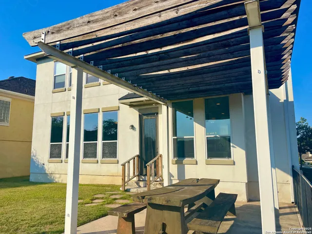 $3,775 | 18914 Cortez Cove, San Antonio, TX 78255