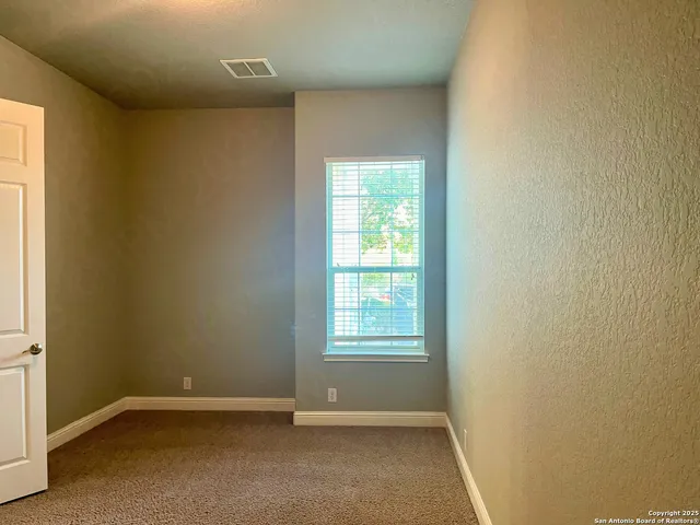 $3,775 | 18914 Cortez Cove, San Antonio, TX 78255