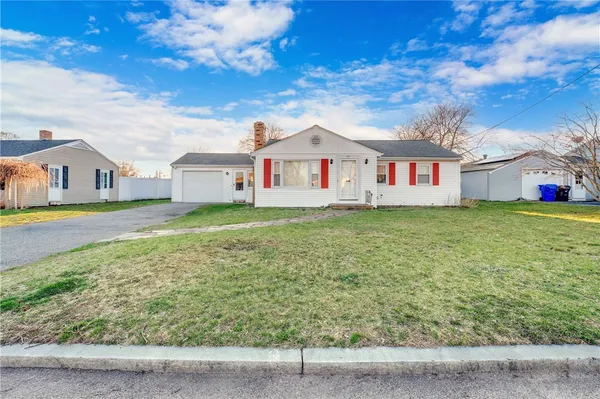 $399,900 | 92 Weeden Avenue, East Providence, RI 02916