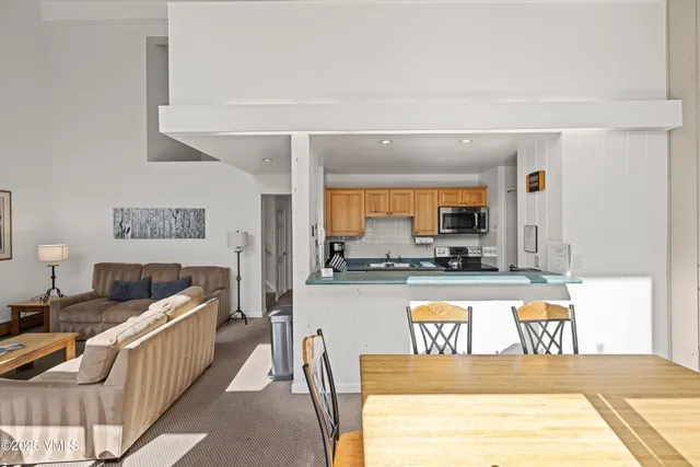$45,000 | 508 East Lionshead Circle, Unit 604/WEEK 9, Vail, CO 81657
